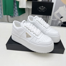 Prada Low Shoes